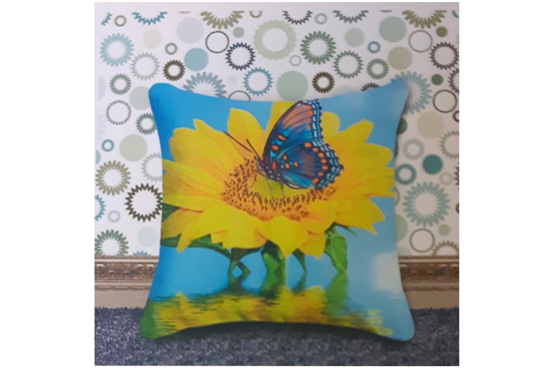 Gyémántszemes párnahuzat - 40x40 cm, napraforgó pillangóval
